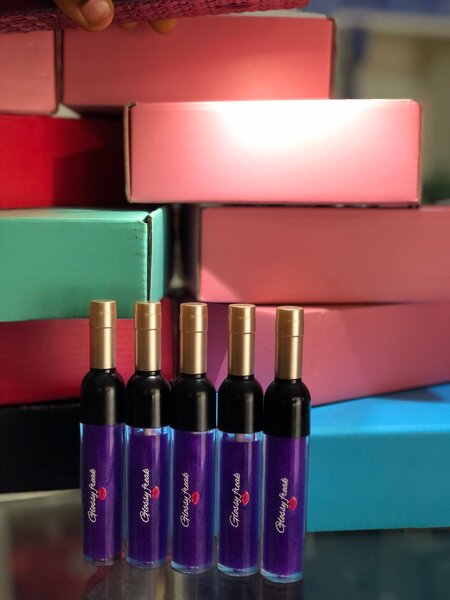 Plain lipgloss