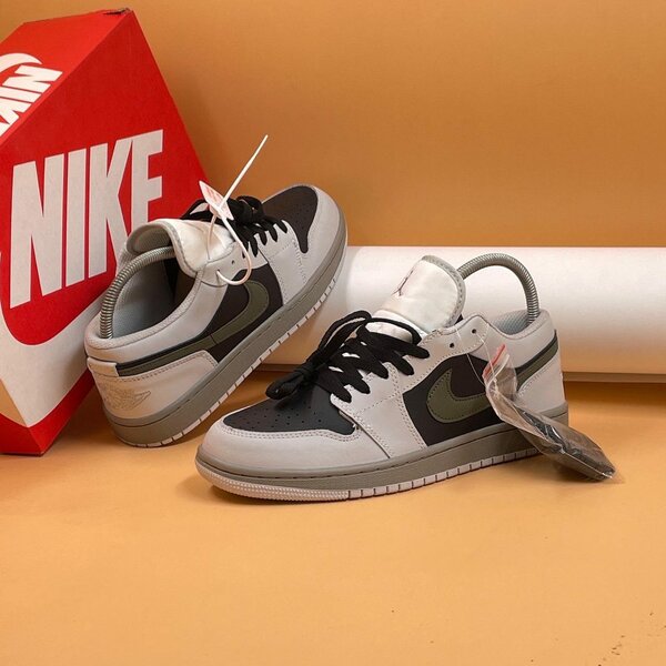 Air Jordan 1 Lowcut