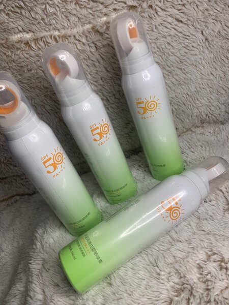 Sunscreen spray
