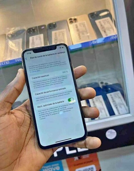 iPhone X