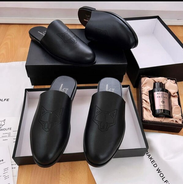 Mens shoes