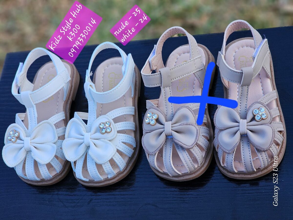 Sandles/shoes