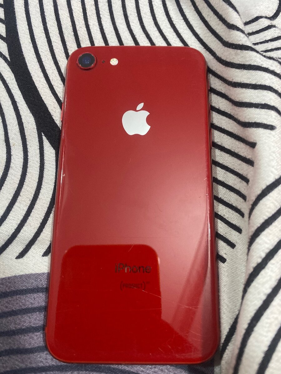 iPhone 8