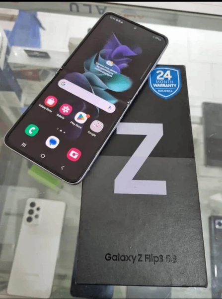 Samsung Galaxy Z Flip3 5G