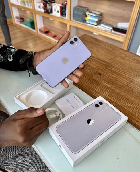 ROGGER IPHONES