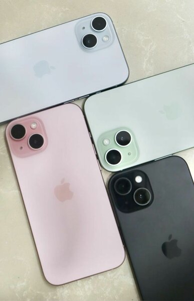 iPhone 13 64 GB