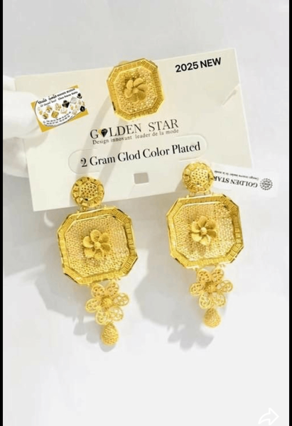 Parure dorée élégante