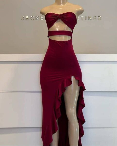 Robe élégante fendue femme