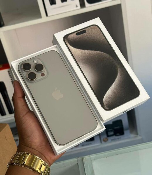iPhone 15 Pro Max