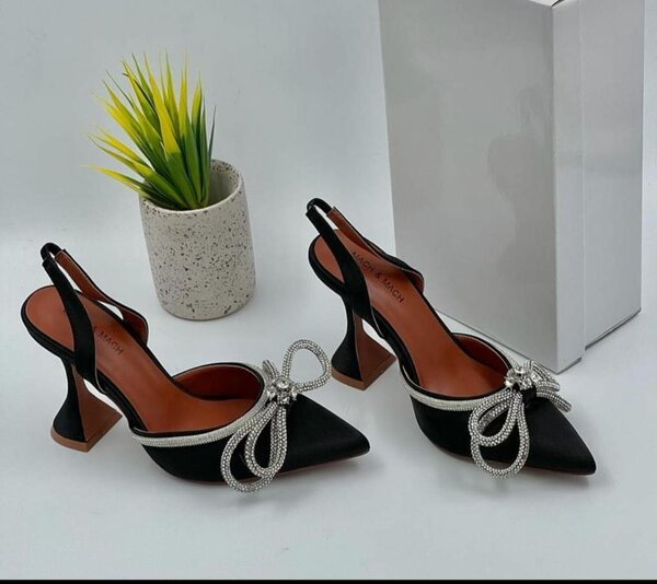 Ladies heel