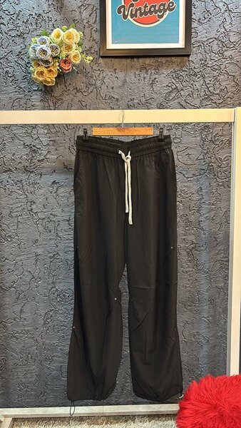 Black jogger