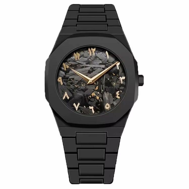 Montre Design Noir Minimaliste