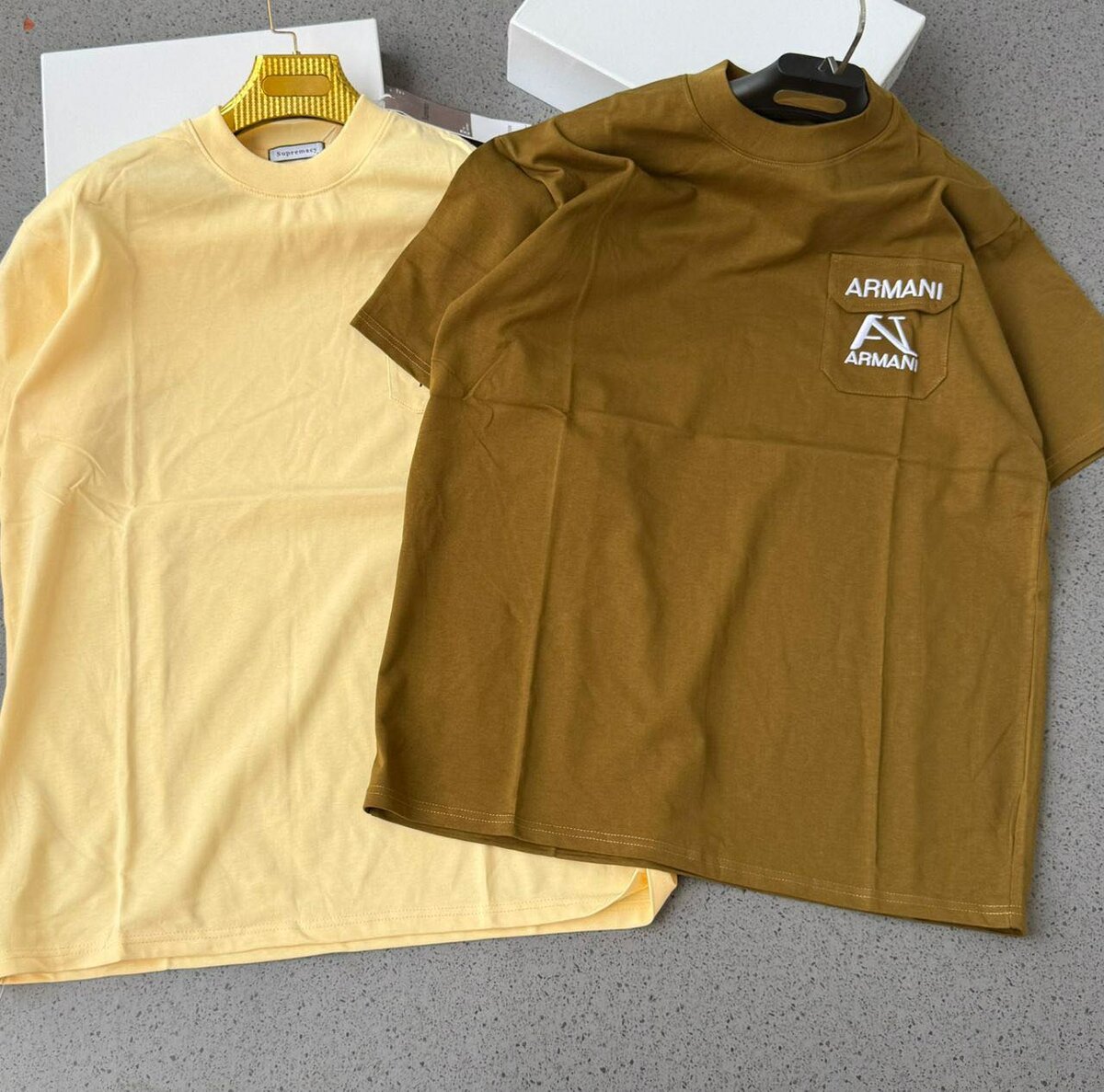 STOCK TEE
