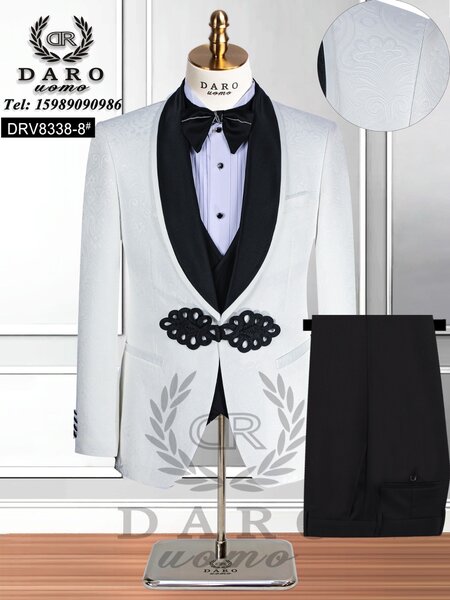 DARO suits