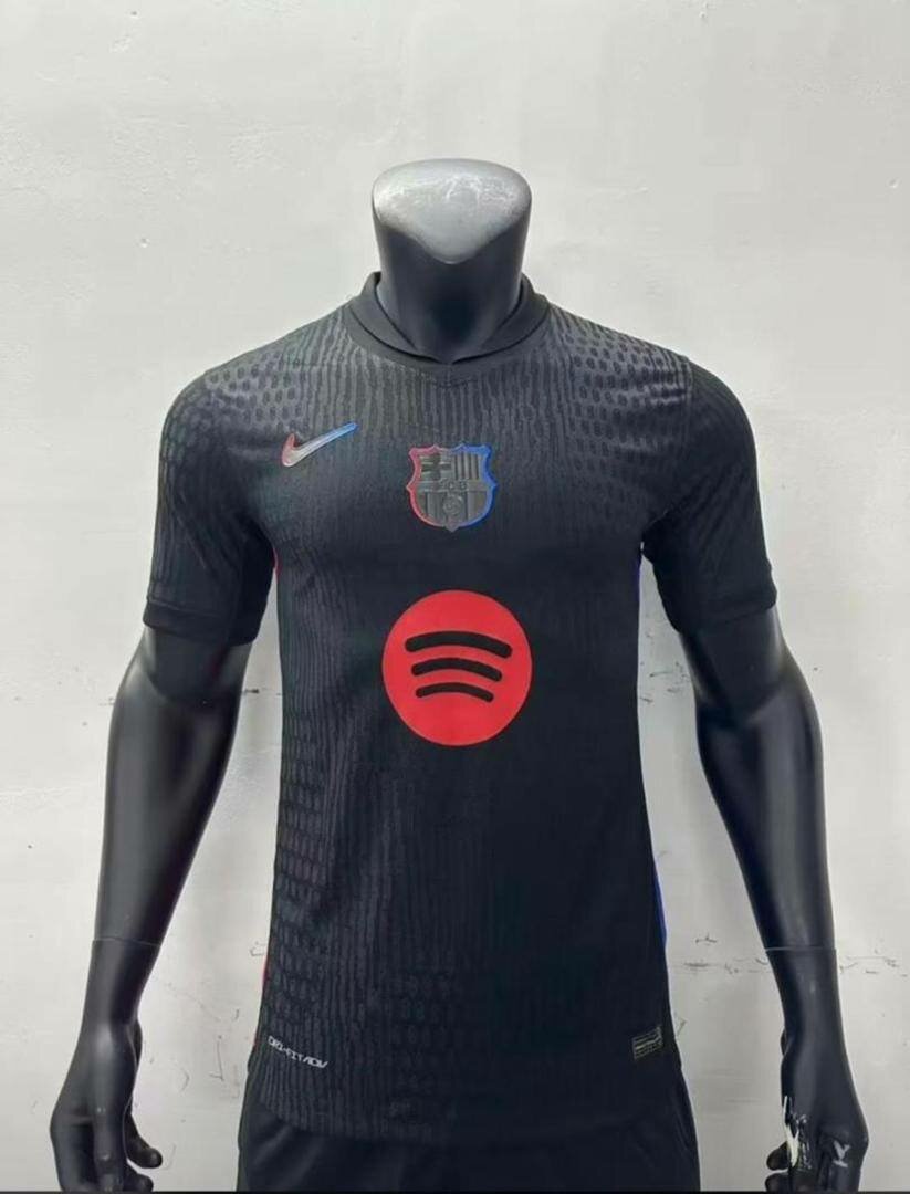 Maillot extérieur FC Barcelone écussons en gomme version pro