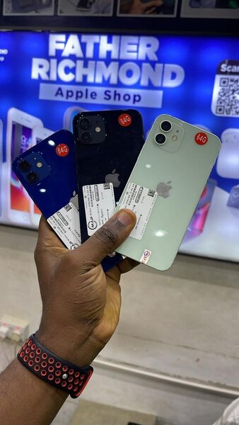 UK used iPhones