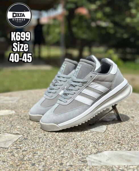 Adidas sl 72
