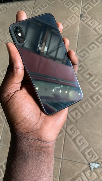 iPhone X