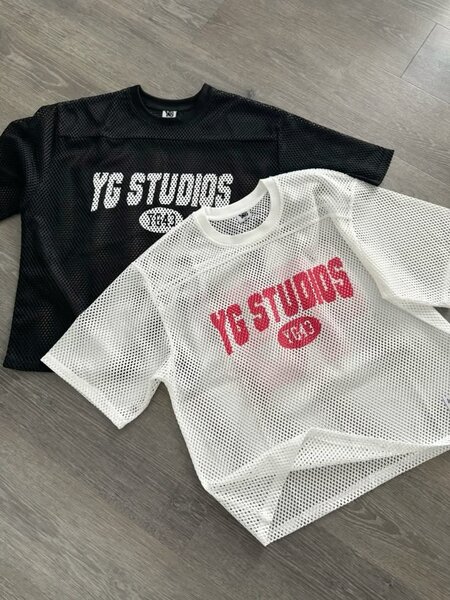 Mens top