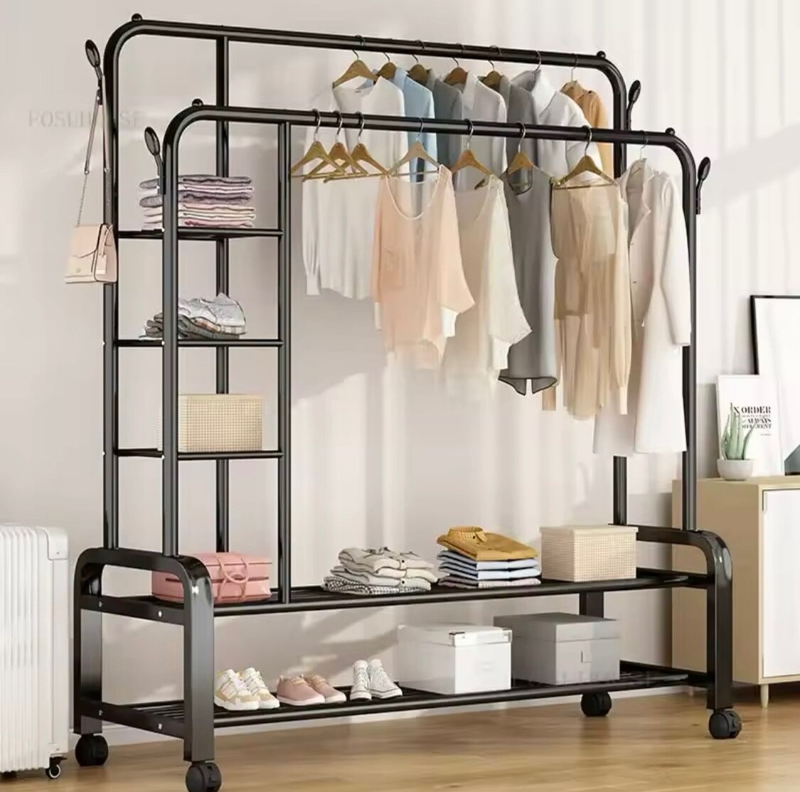 Cintre de sol pour vêtements