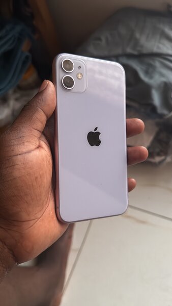 iPhone 11 simple