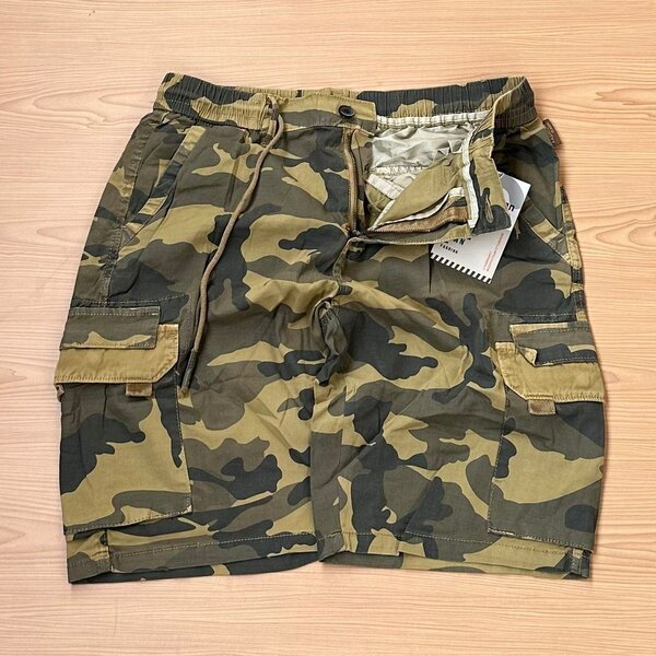 Solid cargo shorts