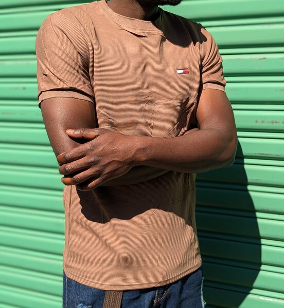  T-SHIRTS 