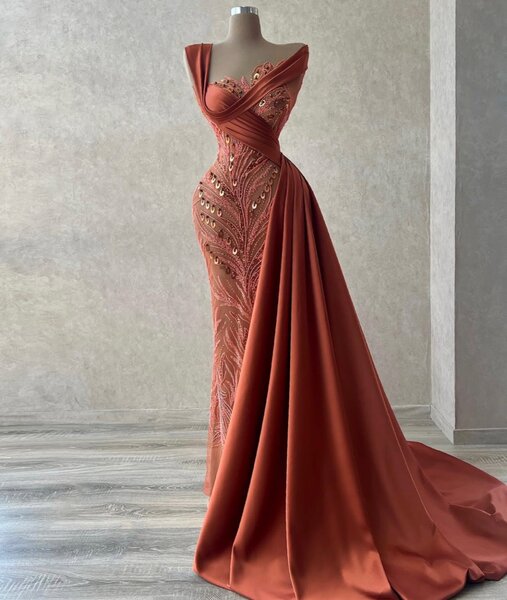 Classic dress