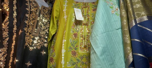 RB Brand Shop