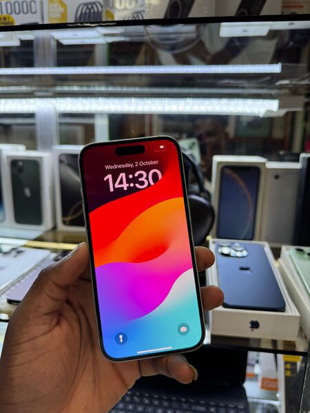 iPhone 15