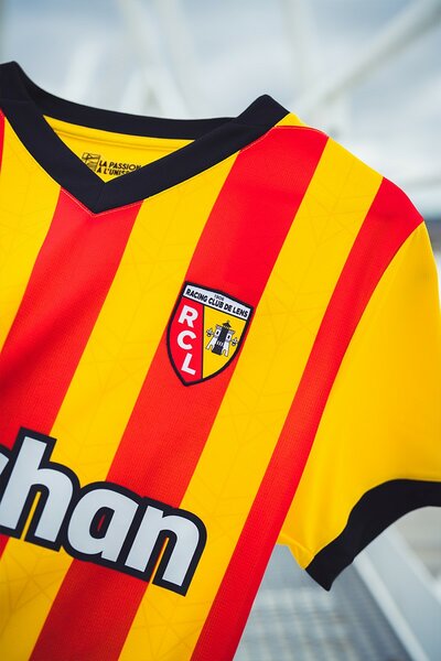 Maillot domicile lens 24/25