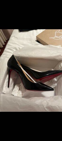 Escarpins LOUBOUTIN