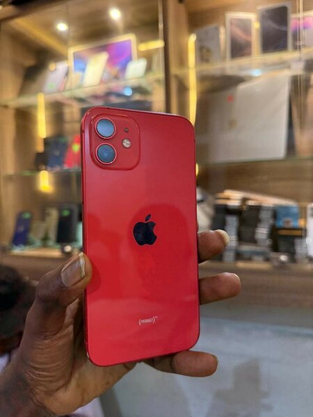 iPhone 12