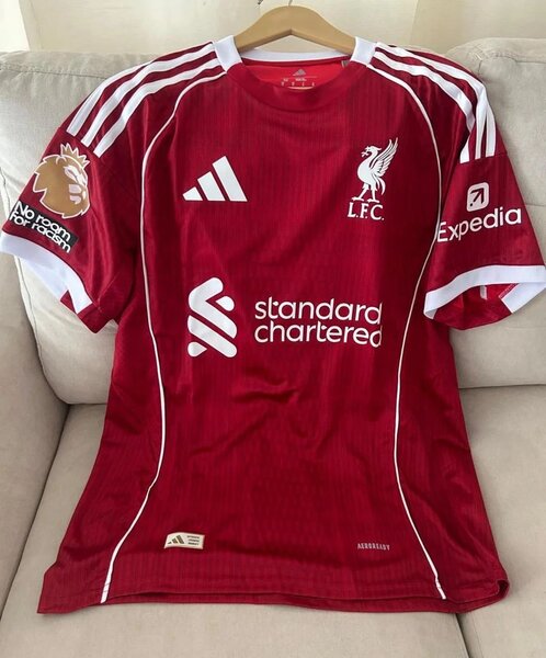 LIVERPOOL 25/26