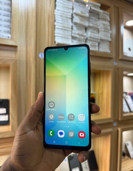 Samsung Galaxy A06