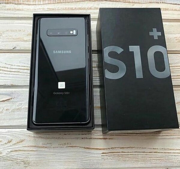 Samsung Galaxy S10+ Smartphone
