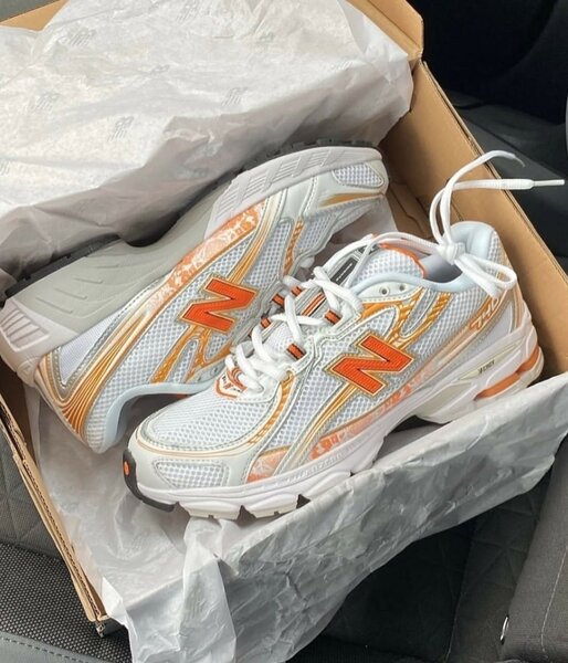 New balance 740