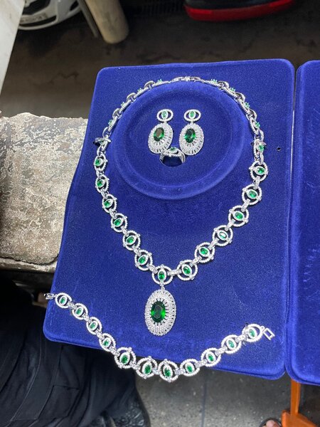 Jewelry set