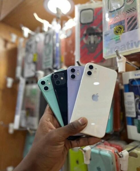 iPhone 11
