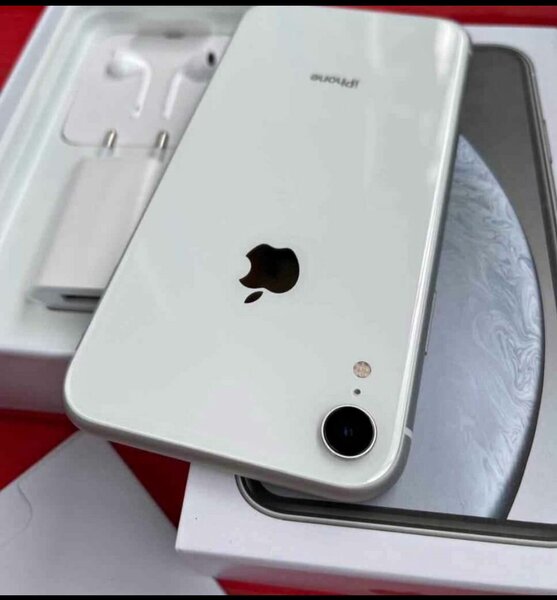 iPhone XR