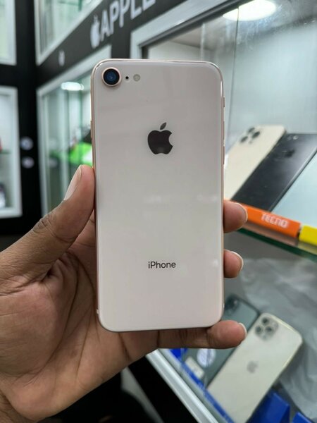 iPhone 8