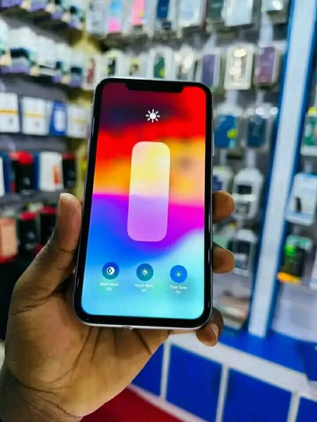 iPhone 11 64 GB Uk
