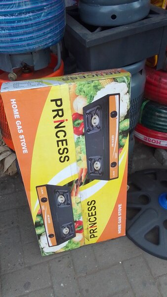 3 burner stove