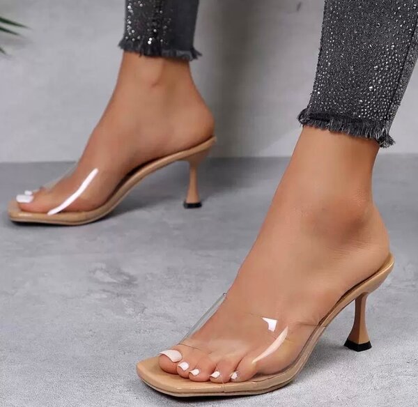 Ladies slipper heels
