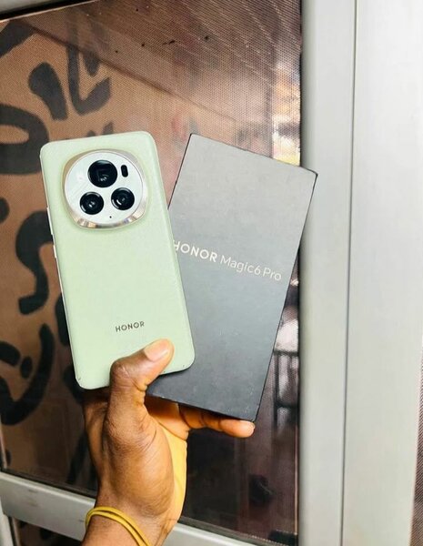 Honor Magic6 Pro