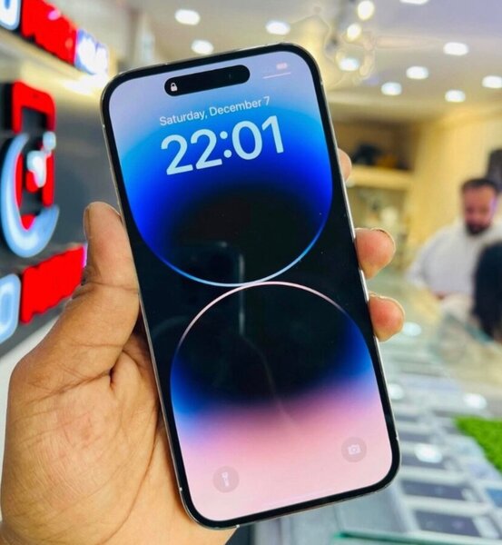 ROGGER IPHONES