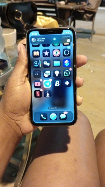 iPhone 11