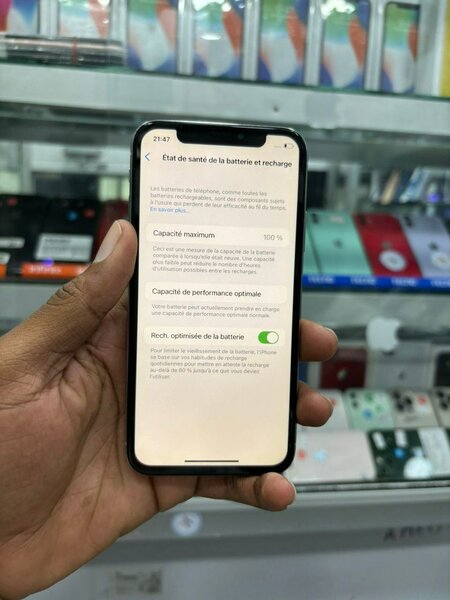 iPhone X
