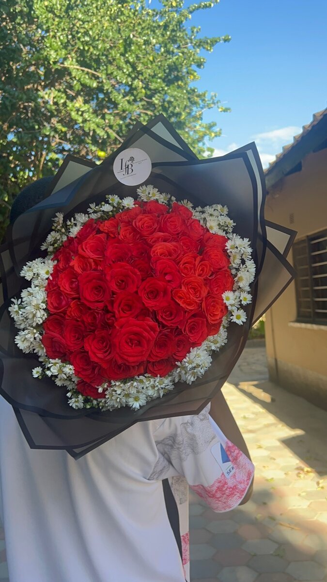 Red rose 60 stems
