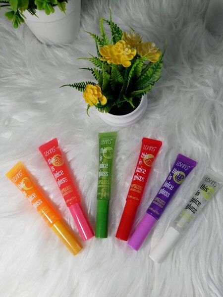 Ushas Lip gloss